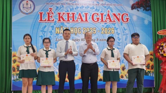 Trường Tiểu học, THCS và THPT Hà Long khai giảng năm học mới