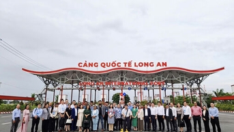 Cảng Quốc tế Long An ký kết 2 thỏa thuận hữu nghị với Cảng Portland và Cảng Gothenburg