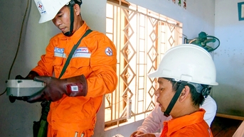 EVN ពន្យល់ពីមូលហេតុនៃការខាតបង់ 44.000 ពាន់លានដុង តម្លៃលក់រាយអគ្គិសនីលក់ទាបជាងតម្លៃថ្លៃ