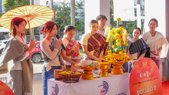 เทศกาลตรุษจีนของเวียดนามกลายเป็นสะพานเชื่อมระหว่างนักเรียนต่างชาติ