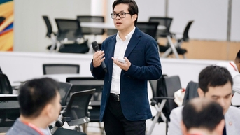 統計学とAI分野で権威ある世界的賞を受賞した初のベトナム人教授。