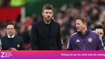 Syarat-syarat agar Carrick bisa menjadi manajer resmi Manchester United.