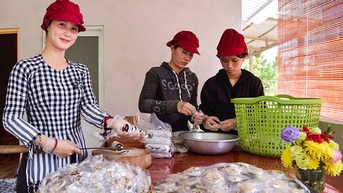 Sweet flavors of Tet jam