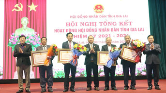 Dewan Rakyat Provinsi Gia Lai merangkum masa jabatannya dari tahun 2021 hingga 2026.