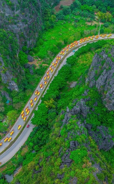 Ngắm nhìn 'Vịnh Hạ Long trên cạn' vừa lọt top điểm đến yêu thích nhất thế giới