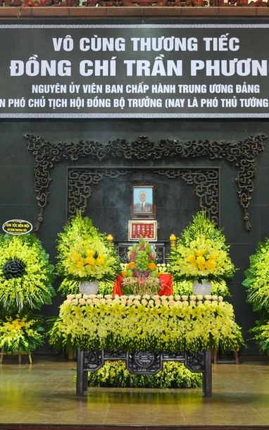 [Ảnh] Cử hành trọng thể Lễ tang nguyên Phó Chủ tịch Hội đồng Bộ trưởng Trần Phương