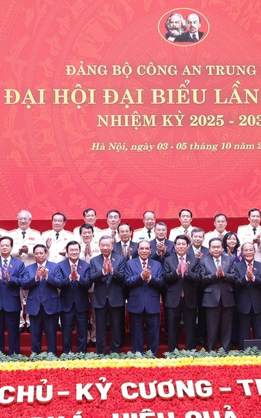 [Ảnh] Khai mạc trọng thể Đại hội đại biểu Đảng bộ Công an Trung ương lần thứ VIII, nhiệm kỳ 2025-2030