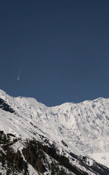 Chàng trai Việt 'bắt' sao chổi thiên niên kỷ ở Himalaya: 'Hẹn gặp sau... 1.000 năm nữa!'