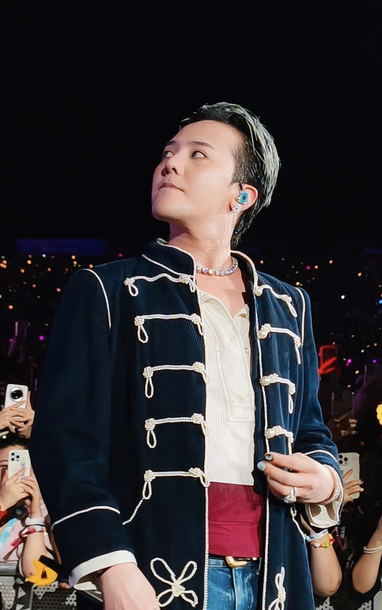 Concert của G-DRAGON thăng hoa giữa "đại dương ánh sáng" Ocean City