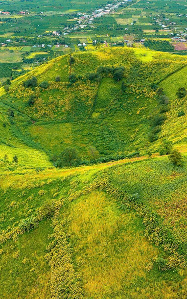 Mảng xanh trên miệng núi lửa triệu năm tuổi ở Gia Lai