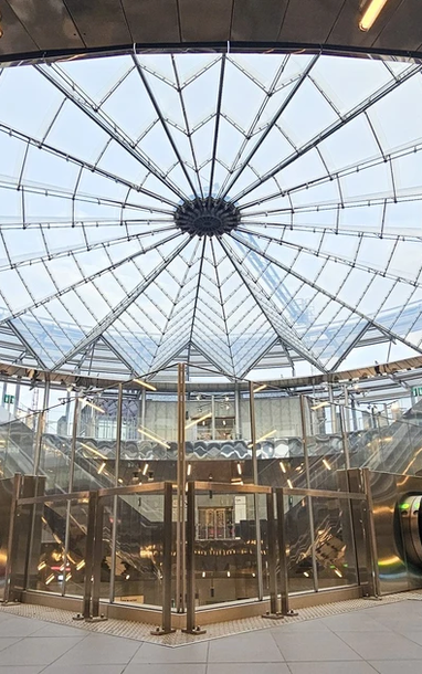 [Ảnh] Kiến trúc độc đáo của ga tàu điện sâu nhất nước Pháp