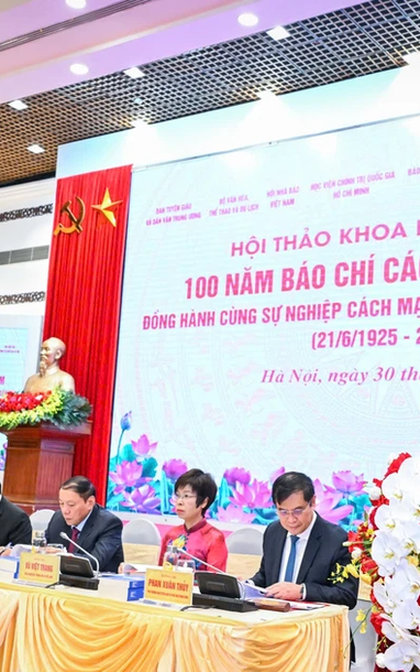 [Ảnh] Hội thảo quốc gia “100 năm Báo chí Cách mạng Việt Nam đồng hành cùng sự nghiệp vẻ vang của Đảng và dân tộc”
