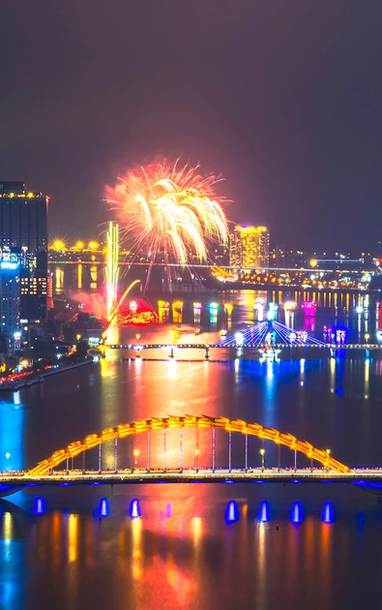 Chiêm ngưỡng màn pháo hoa mãn nhãn của đội Việt Nam - Niềm tự hào Z121