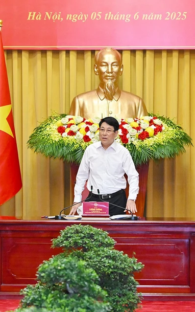 [Ảnh] Chủ tịch nước Lương Cường làm việc với Tỉnh ủy Hưng Yên và Thái Bình về thực hiện Nghị quyết Hội nghị Trung ương 11, khóa XIII