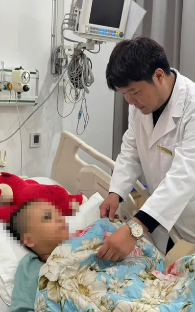 심각한 뇌 손상을 입은 임산부의 성공적인 수술