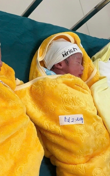 광트리: 3명의 자녀를 둔 임산부의 성공적인 제왕절개 수술