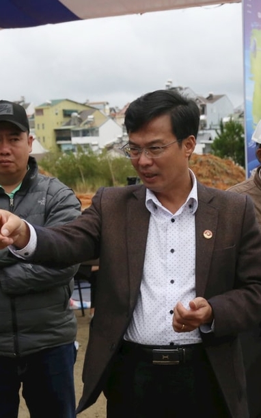 람동성 인민위원회 부위원장, 국가체육훈련센터 프로젝트 착공식 준비상황 점검