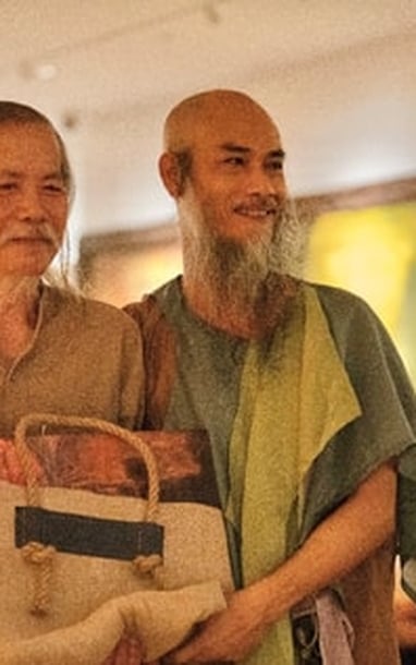 Trinh Thang 박사가 국립도서관과 미술관에 서예 그림 "Vang Am Thanh Linh"을 기증했습니다.