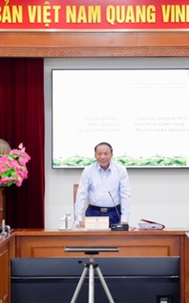 응우옌 반 훙 장관: 새로운 시대의 베트남 문화 활성화 및 발전에 관한 정치국 결의안 초안은 매우 행동 지향적입니다.