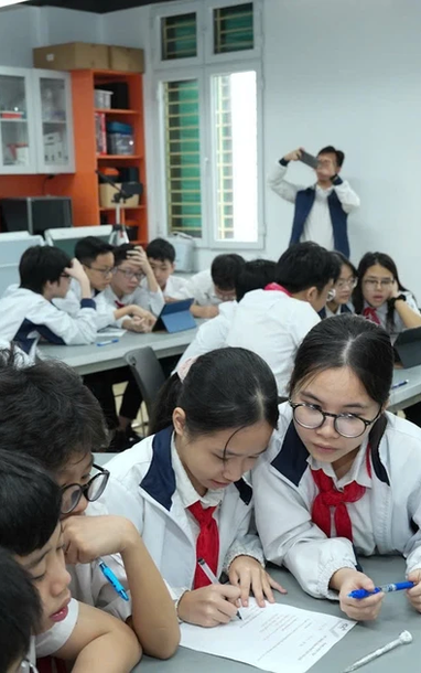 하노이: 공립학교 교사 및 직원 1,000명 모집