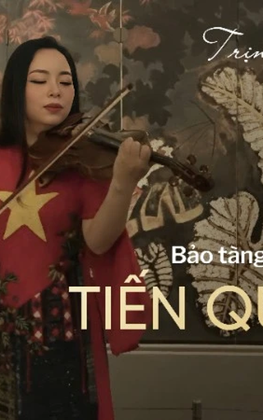 "반짝이는 황금빛 별들" - 조국에 대한 사랑의 쇄도 속에서 들려오는 부드러운 멜로디