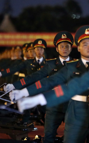 (Trực tiếp) 16.000 quân nhân hợp luyện diễu binh, diễu hành tại quảng trường Ba Đình
