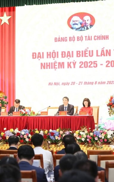 2025-2030년 임기 재무부 당위원회 대회: "단결-규율-돌파-발전"