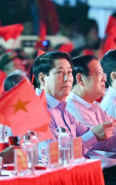 [Ảnh] Chủ tịch nước Lương Cường dự cầu truyền hình chính luận-nghệ thuật đặc biệt “Thời cơ vàng”