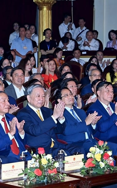 [Ảnh] Tổng Bí thư Tô Lâm dự Lễ kỷ niệm 80 năm Ngày truyền thống ngành Văn hóa