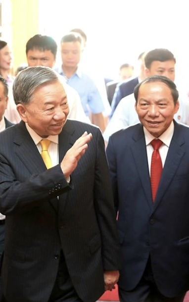 Bộ trưởng Nguyễn Văn Hùng: Văn hóa nuôi dưỡng tâm hồn và bản sắc dân tộc, khát vọng vươn cao