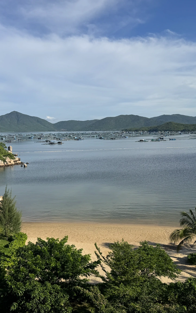 Lần đầu nghỉ dưỡng ở bán đảo 650 triệu đồng/đêm tại vịnh Vân Phong