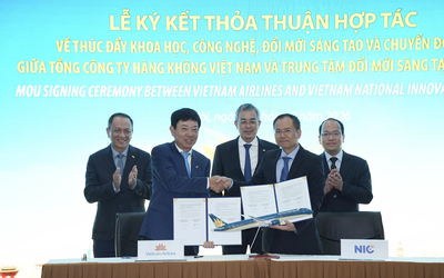 Vietnam Airlines underskriver samarbejdsaftale med National Innovation Center.