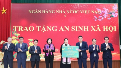 BIDV cùng ngành Ngân hàng tặng quà Tết đồng bào Sơn La