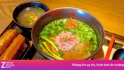 Chi Pu chuyển nhượng nhà hàng phở tại Trung Quốc