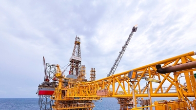 Het creëren van nieuwe groeimotoren voor Petrovietnam