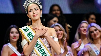 Sắc đẹp và cánh cửa quảng bá văn hóa Việt Nam