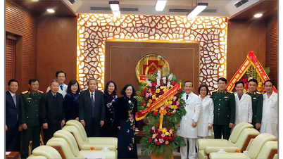 Không ngừng nâng cao chất lượng nghiên cứu khoa học, chăm sóc sức khỏe cán bộ và nhân dân