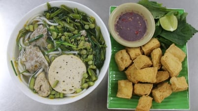 មី​ស៊ុប​ម្តាយ​ខ្ញុំ​មាន​ទំនាក់ទំនង​ជាមួយ​ប្រជាជន Phu Nhuan អស់​រយៈពេល​ជាង ៤០ ឆ្នាំ​មក​ហើយ។