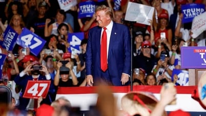 Ông Trump giữ nguyên lịch trình sau vụ ám sát hụt lần hai