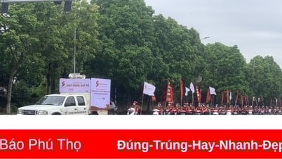 ក្បួនដង្ហែផ្សព្វផ្សាយកម្មវិធី «ដំណក់ក្រហមនៃមាតុភូមិ»
