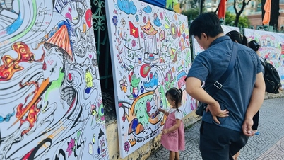 Bức tranh doodle chủ đề du lịch TP.HCM lập kỷ lục Việt Nam