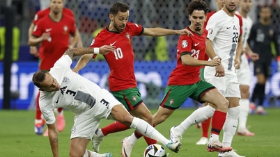 Bồ Đào Nha - Slovenia (hiệp 1) 0-0: Bồ Đào Nha ép sân