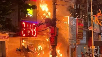 Cháy dữ dội tại nhà 5 tầng kết hợp kinh doanh hoa sáp ở Bắc Ninh