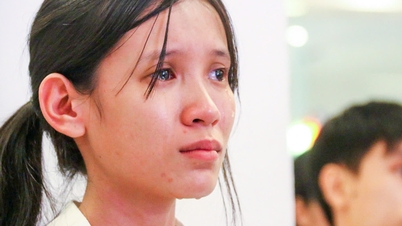 SV Huế, Quảng Ngãi được tiếp sức đến trường: Dù chưa từng được uống dòng sữa mẹ, tôi vẫn ráng học
