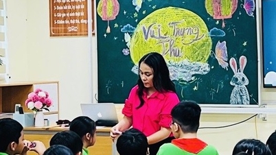 បុណ្យ​ពាក់​កណ្តាល​សរទរដូវ​ឆ្នាំ​នេះ ខុស​ប្លែក​ពី​គេ...