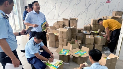 Tạm giữ hơn 33.000 cuốn sách giáo khoa nghi là hàng giả
