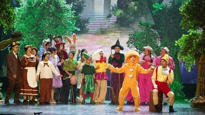 Broadway musical returns with a new look