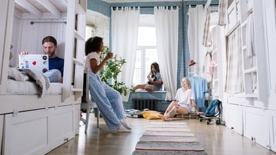 Du học sinh 'kẹt' trong khủng hoảng nhà ở tại nhiều quốc gia