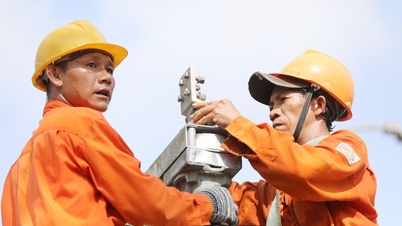 Economic News 10/12: Importing electricity from Laos; officially exporting to China