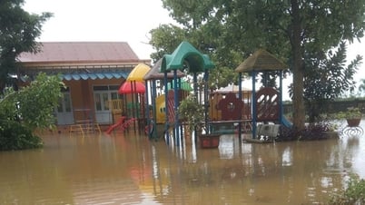 Gần 18.700 học sinh nghỉ học vì trường ngập lụt